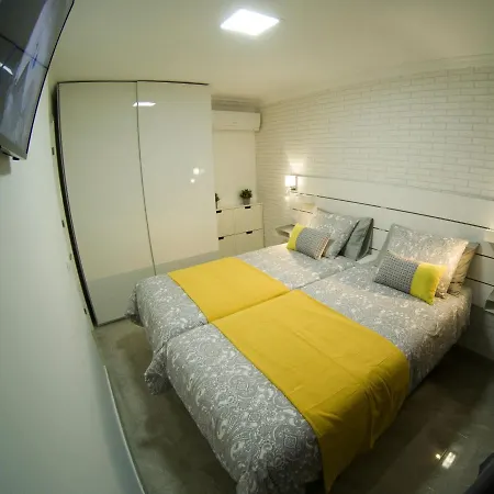 Apartamento En Los Molinos 726 *